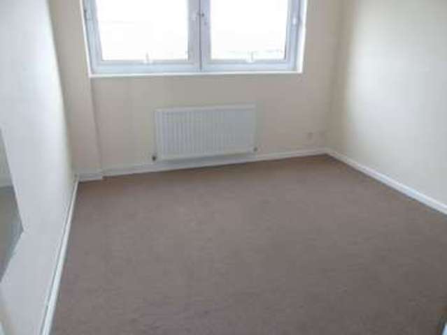  Image of 1 Bedroom Flat to rent at Southgate  Stevenage, SG1 1HE
