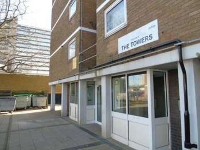  Image of 1 Bedroom Flat to rent at Southgate  Stevenage, SG1 1HE