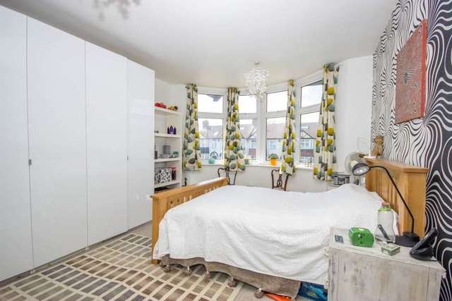  Image of 3 Bedroom Terraced for sale at Beckenham, BR3 3DB