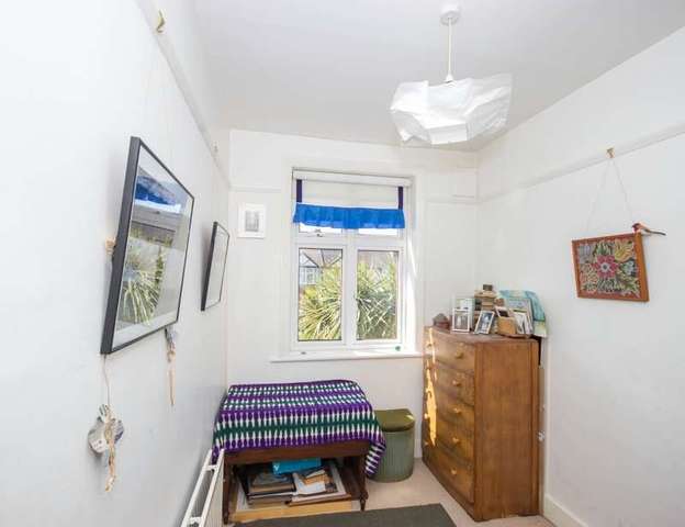  Image of 3 Bedroom Terraced for sale at Beckenham, BR3 3DB