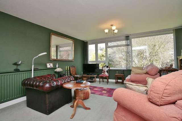  Image of 3 Bedroom Town House for sale at Leamington Spa Warwickshire, CV32 6HH