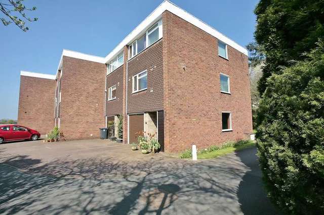  Image of 3 Bedroom Town House for sale at Leamington Spa Warwickshire, CV32 6HH