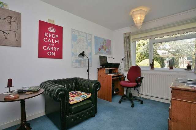  Image of 3 Bedroom Town House for sale at Leamington Spa Warwickshire, CV32 6HH