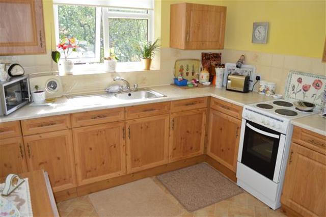 Image of 2 Bedroom Apartment for sale at Kineton Green, B92 7EP