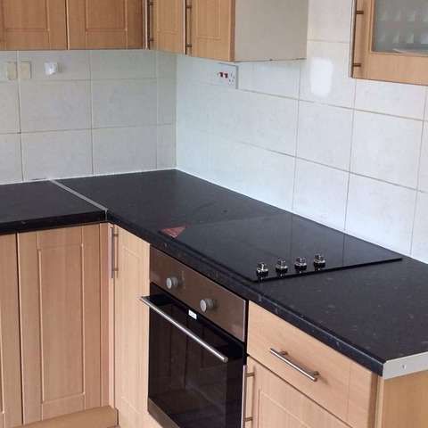  Image of 3 Bedroom Property to rent at Windsor Road  Enfield, EN3 6RF