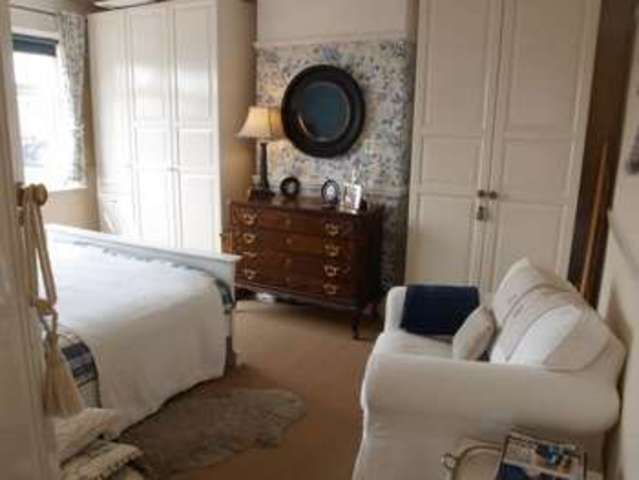  Image of 3 Bedroom Semi-Detached for sale at Windsor Road  Newark, NG24 4HX