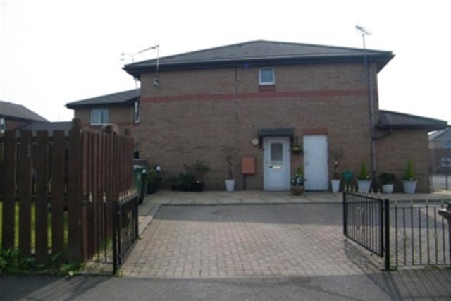  Image of 2 Bedroom Flat to rent at Germiston Glasgow Glasgow, G21 2BJ