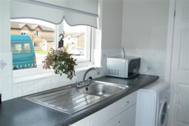  Image of 2 Bedroom Flat to rent at Germiston Glasgow Glasgow, G21 2BJ