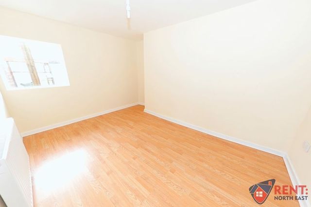  Image of 2 Bedroom Flat to rent at Hylton Road Array South Hylton, SR4 7AB
