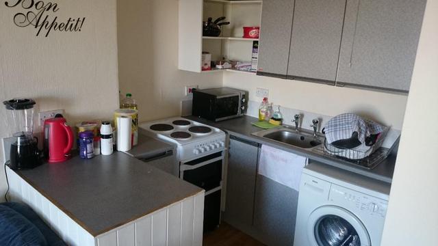  Image of 1 Bedroom Flat to rent at Edinburgh, EH11 2PE