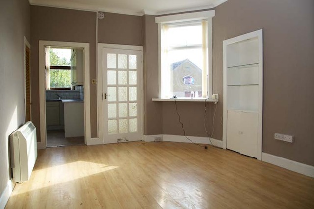  Image of 1 Bedroom Flat to rent at Lockerbie Dumfries and Galloway Dumfries and Galloway, DG11 2HR