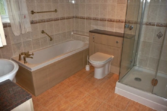  Image of 3 Bedroom Detached to rent at Bassett Crescent West Southampton Not specified, SO16 7DW