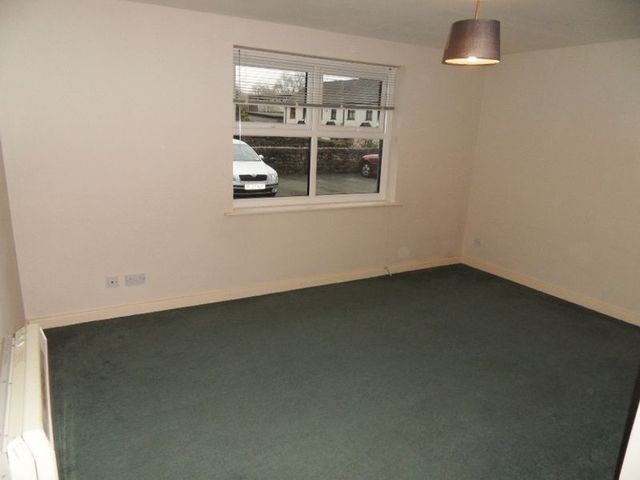  Image of 1 Bedroom Flat to rent at Sandes Avenue  Kendal, LA9 4LL