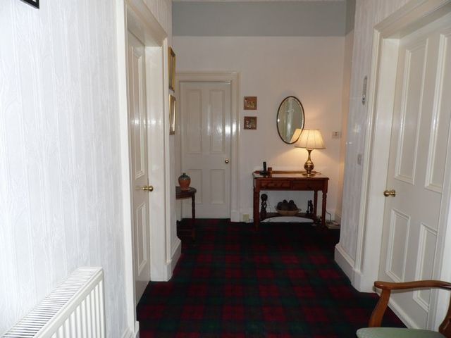  Image of 3 Bedroom Flat for sale at 128 Henderson Street  Bridge of Allan, FK9 4HF