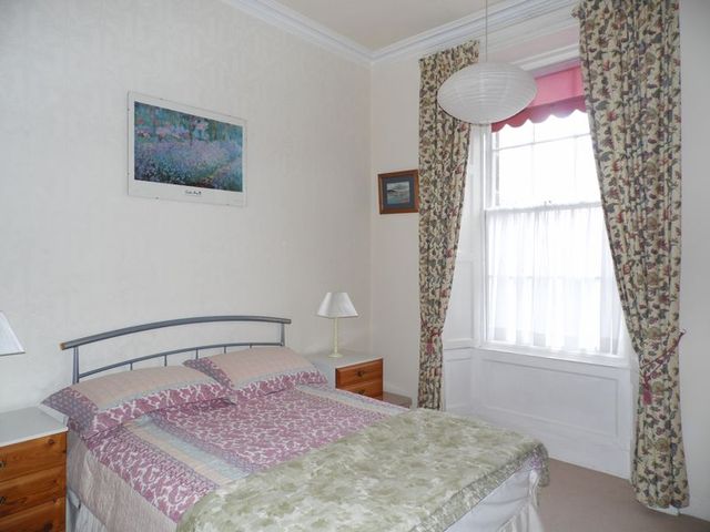  Image of 3 Bedroom Flat for sale at 128 Henderson Street  Bridge of Allan, FK9 4HF