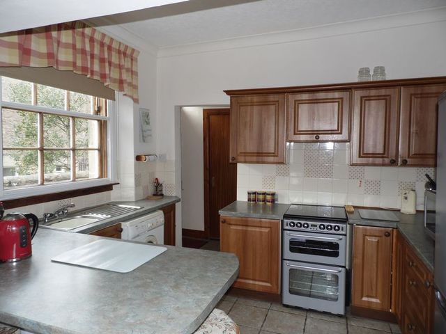  Image of 3 Bedroom Flat for sale at 128 Henderson Street  Bridge of Allan, FK9 4HF