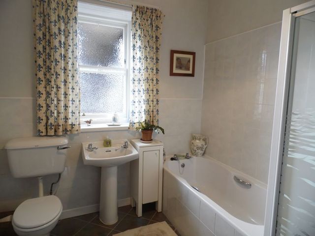  Image of 3 Bedroom Flat for sale at 128 Henderson Street  Bridge of Allan, FK9 4HF