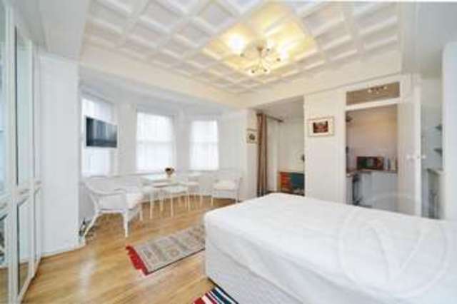  Image of Flat to rent at Abbey Road St Johns Wood London, NW8 9DA