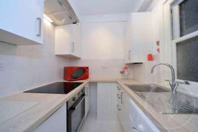  Image of Flat to rent at Abbey Road St Johns Wood London, NW8 9DA