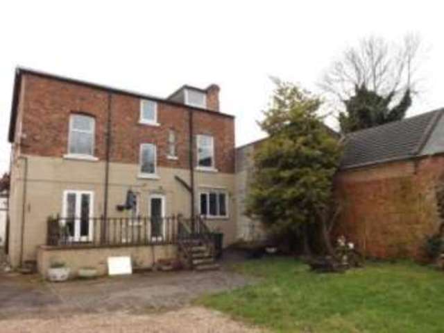  Image of 6 Bedroom Semi-Detached for sale at Sutton-in-Ashfield Nottinghamshire Sutton in Ashfield, NG17 1FJ