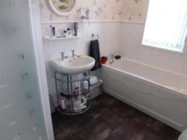  Image of 6 Bedroom Semi-Detached for sale at Sutton-in-Ashfield Nottinghamshire Sutton in Ashfield, NG17 1FJ