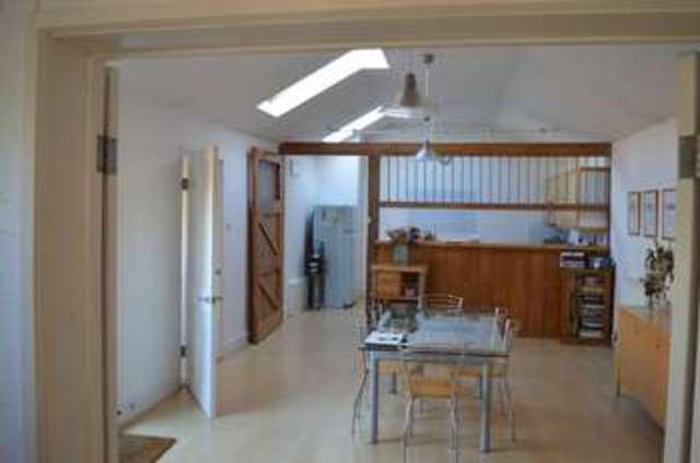  Image of 2 Bedroom Detached for sale at Allen Road  Northampton, NN1 4NE