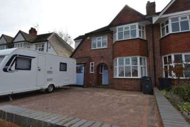  Image of 4 Bedroom Semi-Detached for sale at Ascot Road Moseley Birmingham, B13 9EL