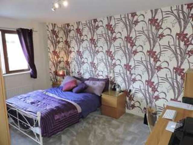  Image of 3 Bedroom Terraced for sale at Bay Tree Way  Basingstoke, RG21 5QG