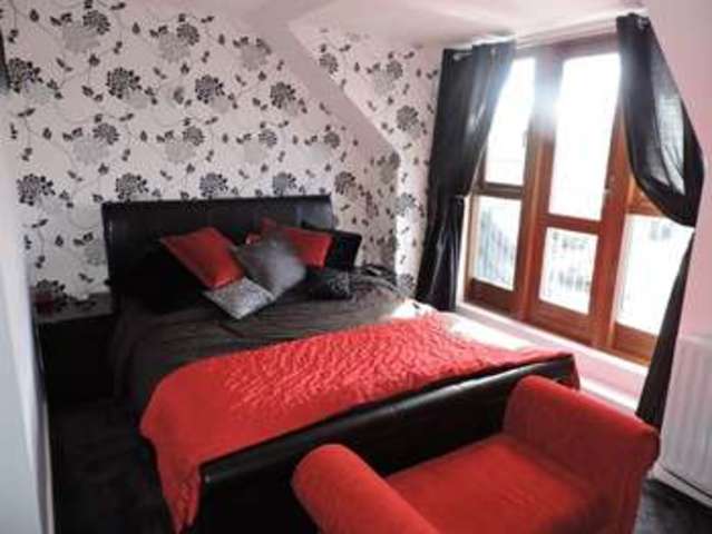  Image of 3 Bedroom Terraced for sale at Bay Tree Way  Basingstoke, RG21 5QG