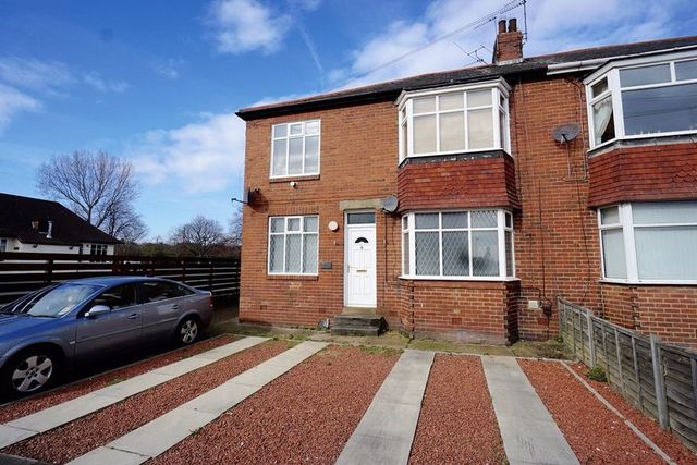  Image of 2 Bedroom Flat for sale at Benton Road High Heaton Newcastle Upon Tyne, NE7 7EB