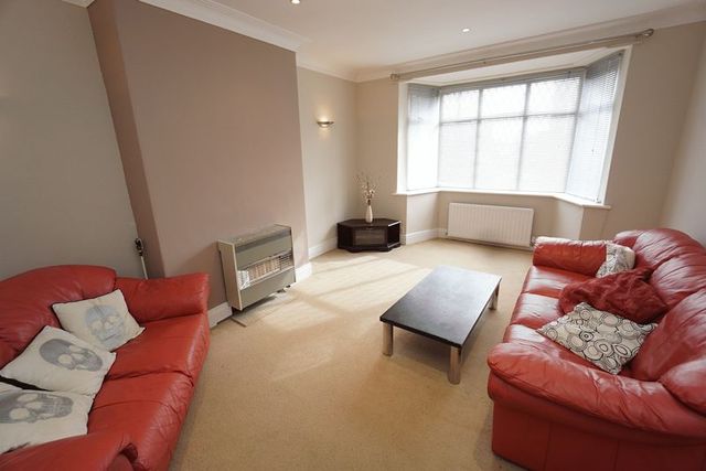  Image of 2 Bedroom Flat for sale at Benton Road High Heaton Newcastle Upon Tyne, NE7 7EB