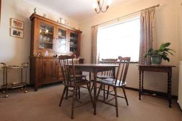  Image of 4 Bedroom Detached for sale at Bull Hill Little Neston Neston, CH64 4DN