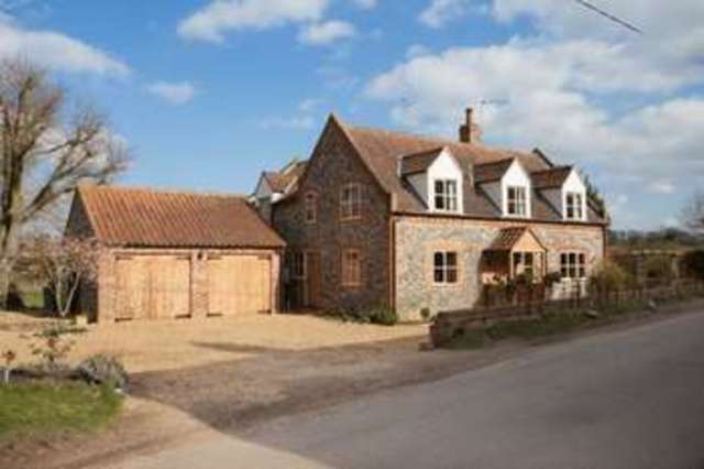  Image of 4 Bedroom Detached for sale at Aldborough Road Calthorpe Norwich, NR11 7QP