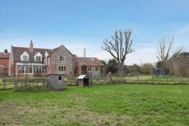  Image of 4 Bedroom Detached for sale at Aldborough Road Calthorpe Norwich, NR11 7QP