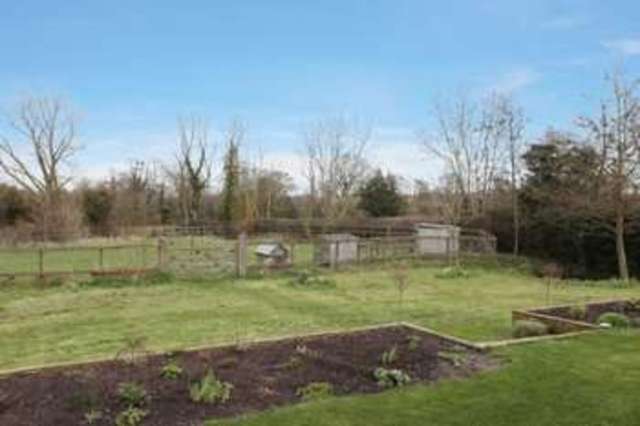  Image of 4 Bedroom Detached for sale at Aldborough Road Calthorpe Norwich, NR11 7QP
