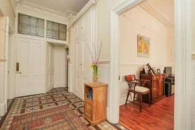  Image of 2 Bedroom Flat for sale at Hove East Sussex Hove, BN3 1DF