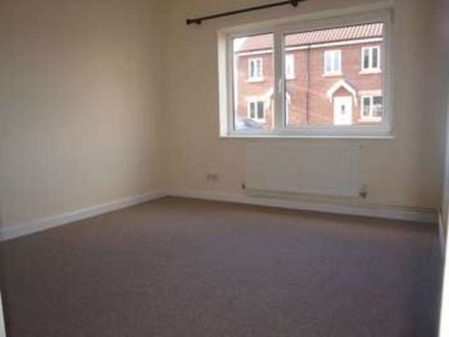  Image of 2 Bedroom Flat for sale at Catton View Court  Norwich, NR3 3TF