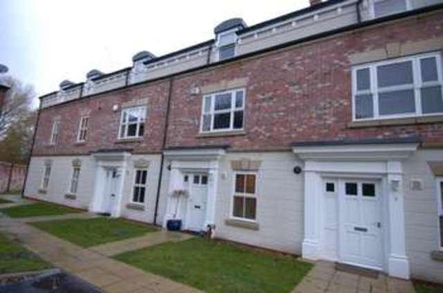  Image of 4 Bedroom Terraced to rent at Neston South Wirral Gayton, CH64 3TE
