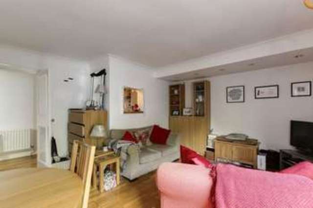  Image of 1 Bedroom Flat for sale at Christchurch Road  Crouch End, N8 9QL