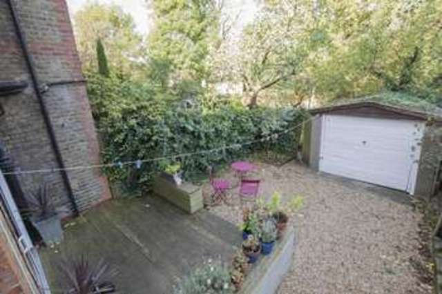  Image of 1 Bedroom Flat for sale at Christchurch Road  Crouch End, N8 9QL