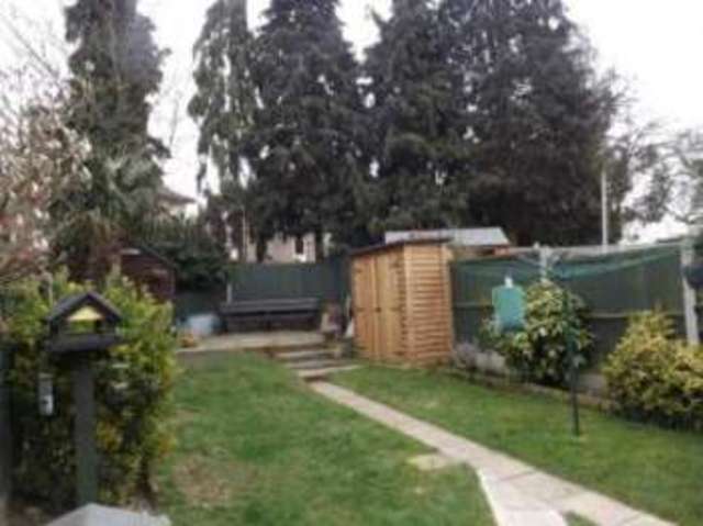  Image of 3 Bedroom Semi-Detached for sale at Collier Row Romford Collier Row, RM5 3QT