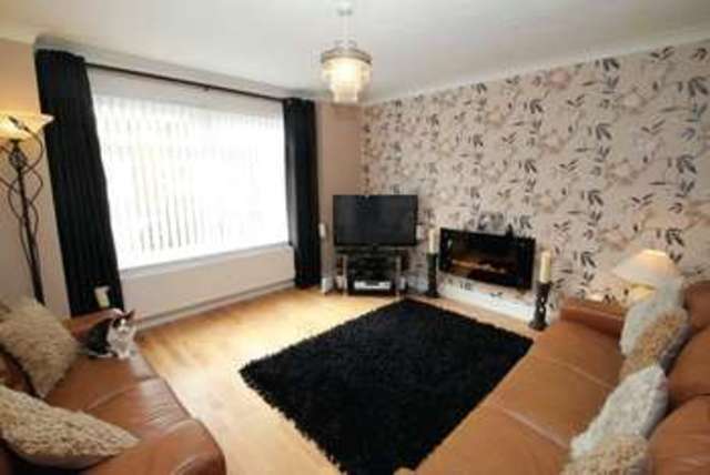  Image of 3 Bedroom Semi-Detached for sale at Crophill Sauchie Alloa, FK10 3EZ