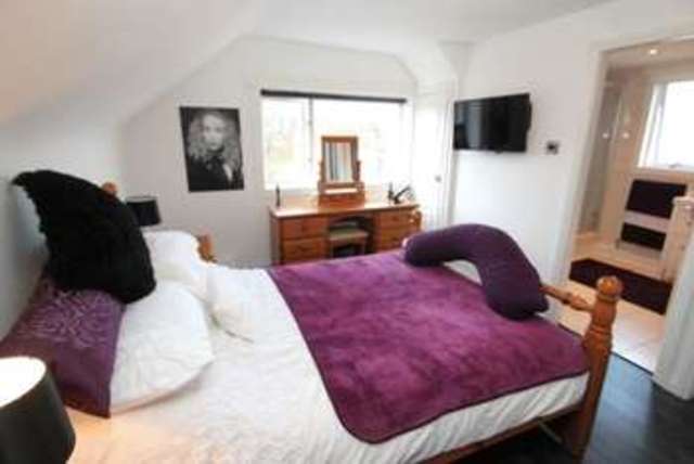  Image of 3 Bedroom Semi-Detached for sale at Crophill Sauchie Alloa, FK10 3EZ