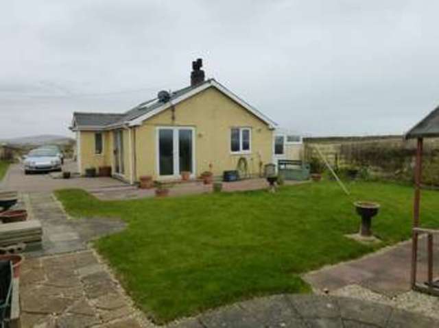  Image of 2 Bedroom Detached for sale at Dinas Dinlle, LL54 5TW