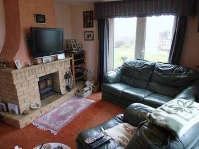  Image of 2 Bedroom Detached for sale at Dinas Dinlle, LL54 5TW
