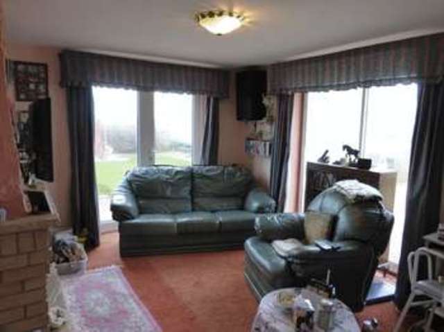  Image of 2 Bedroom Detached for sale at Dinas Dinlle, LL54 5TW