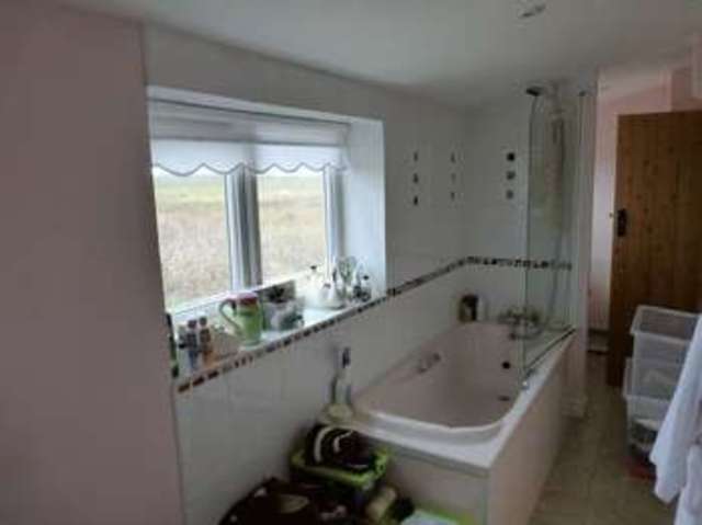  Image of 2 Bedroom Detached for sale at Dinas Dinlle, LL54 5TW