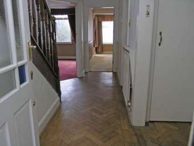  Image of 4 Bedroom Semi-Detached for sale at Parkway Road  Dudley, DY1 2QA