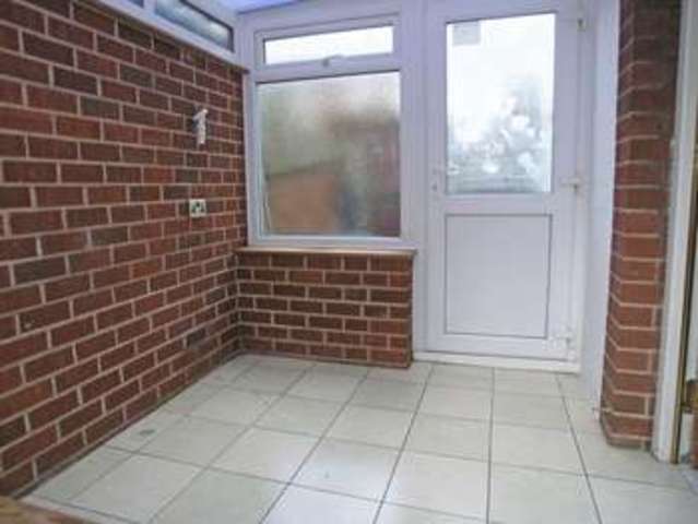  Image of 4 Bedroom Semi-Detached for sale at Parkway Road  Dudley, DY1 2QA