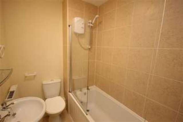  Image of 2 Bedroom Apartment to rent at Elder View Elder Road Northallerton, DL6 1NH
